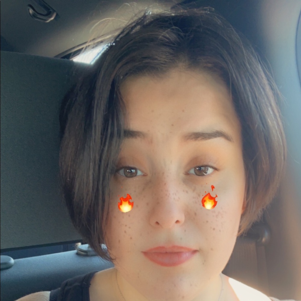 Meet your Posher, Marissa